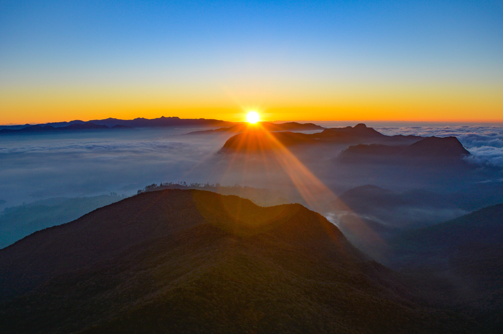 Adam's Peak Hike view